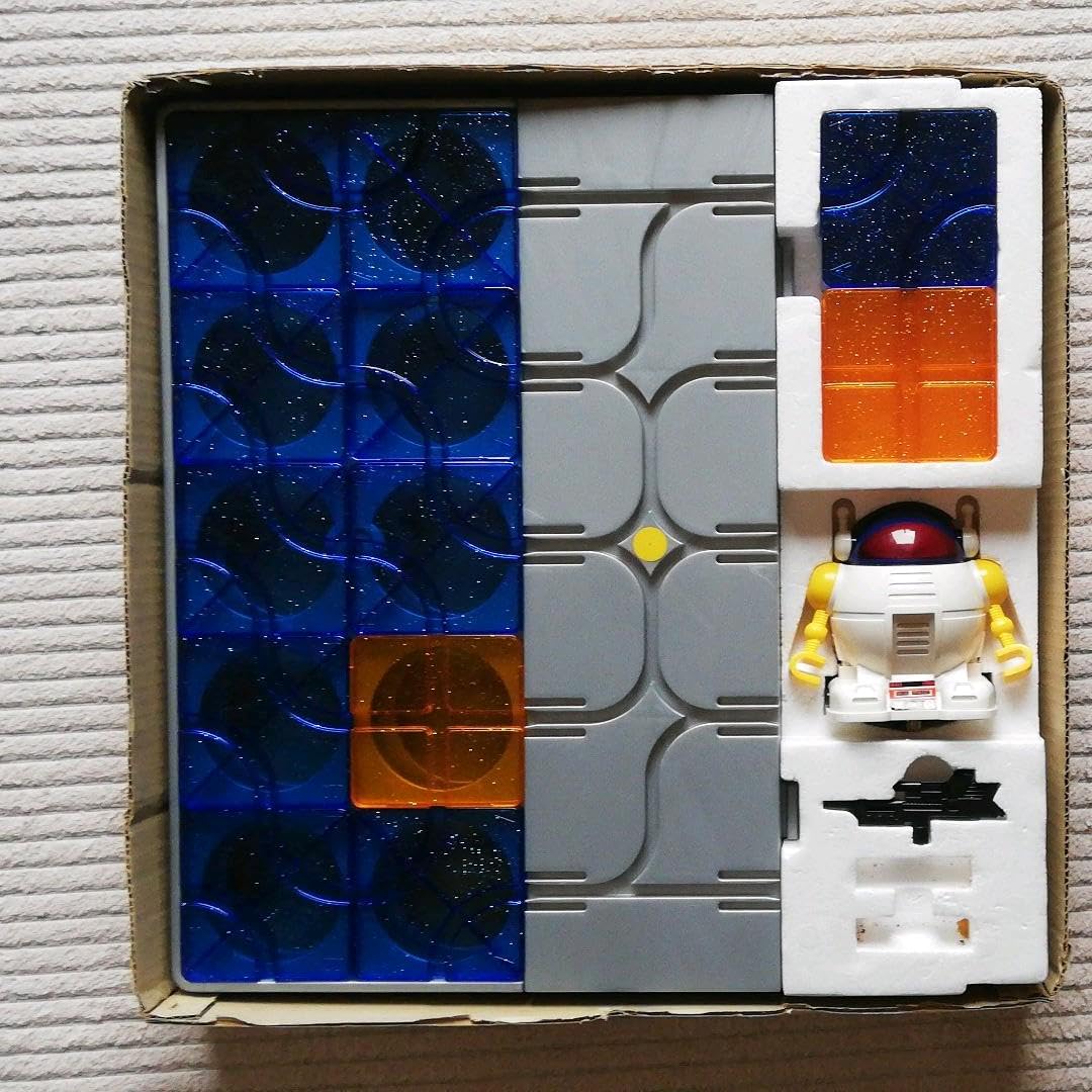 Amazon.co.jp: 宇宙DEゲーム ドキドキロボット(説明書付き) : おもちゃ